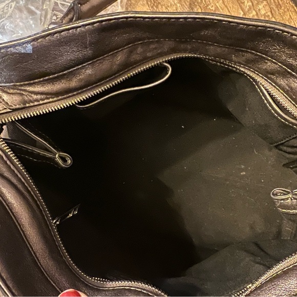 Burberry Purse used several times - Picture 2 of 5